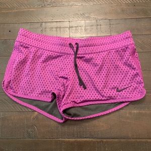 Reversible gym shorts